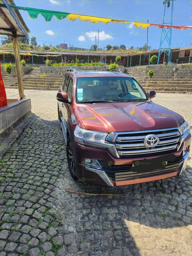 2022 Model-Toyota Landcruiser GXR