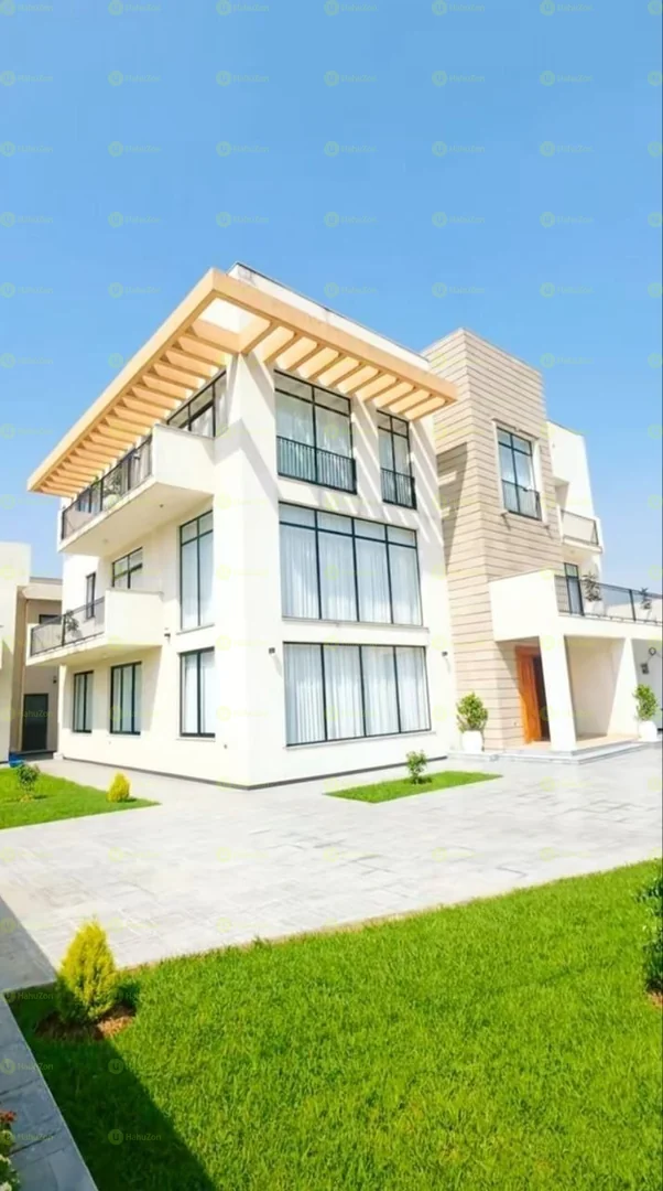 700 ካሬ የሚሸጥ G+2 ቤት በወሰን ሂልሳይድ አካባቢ