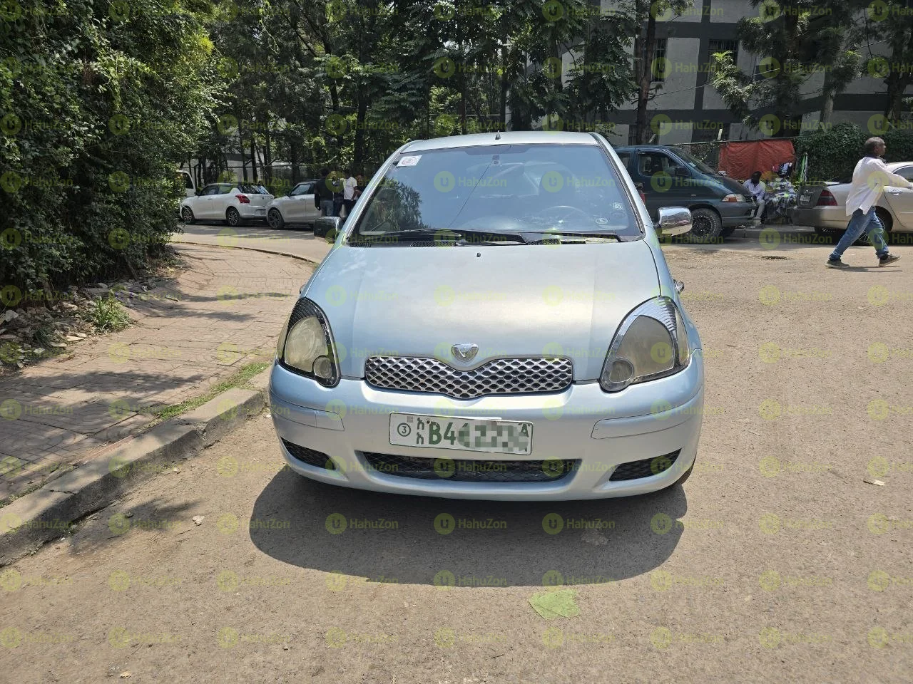 2002 Model-Toyota Vitz