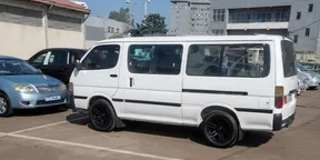 2001 Model-Toyota Minbus