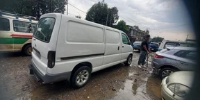 2000 Model-Toyota Van