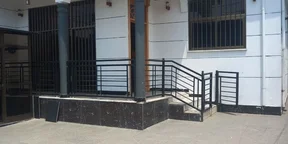205 ካሬ ዘመናዊ ቪላ ቤት በአያት