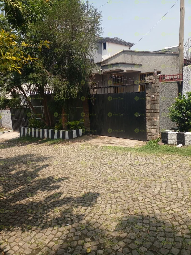 165 ካሬ የሚሸጥ ቤት በፊጋ አከባቢ