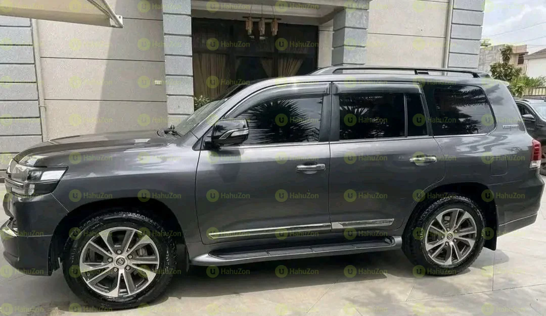 2021 Model-Toyota Landcruiser V8 VX.R