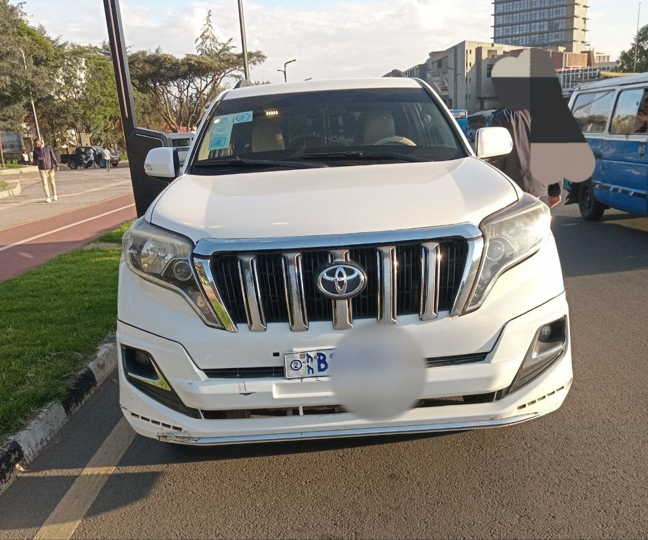 2020 Model-Toyota Landcruiser prado