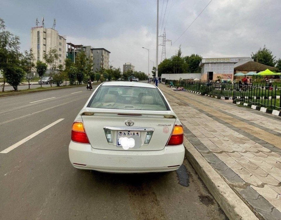 2005 Model-Toyota Corolla