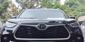 2025 Model-Toyota Highlander gle