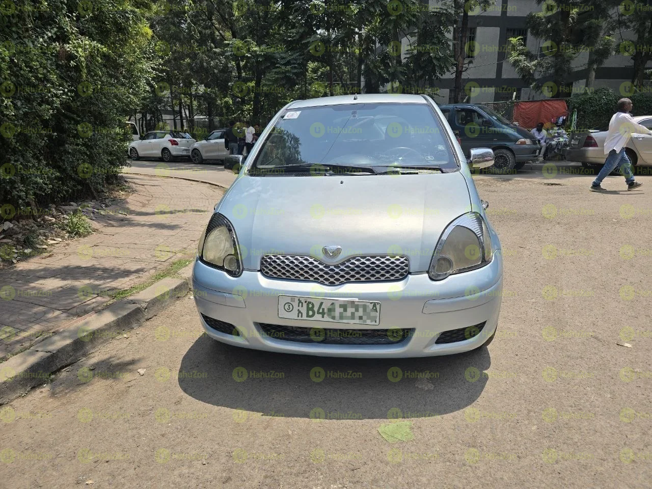 2002 Model-Toyota Vitz