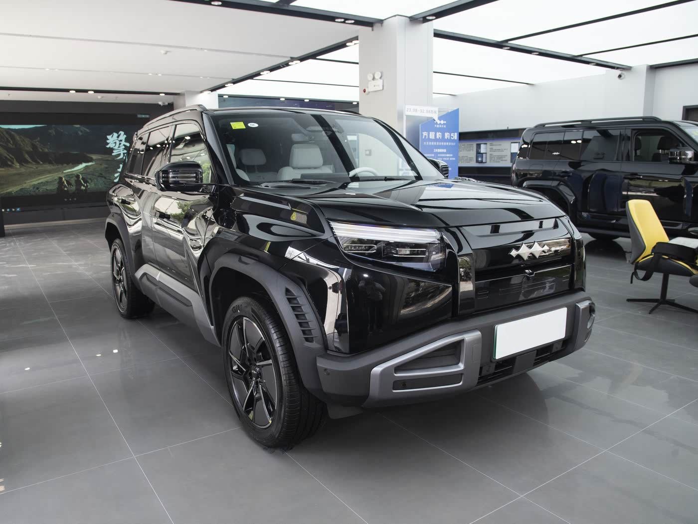 2023 Model-BYD Leopard 3