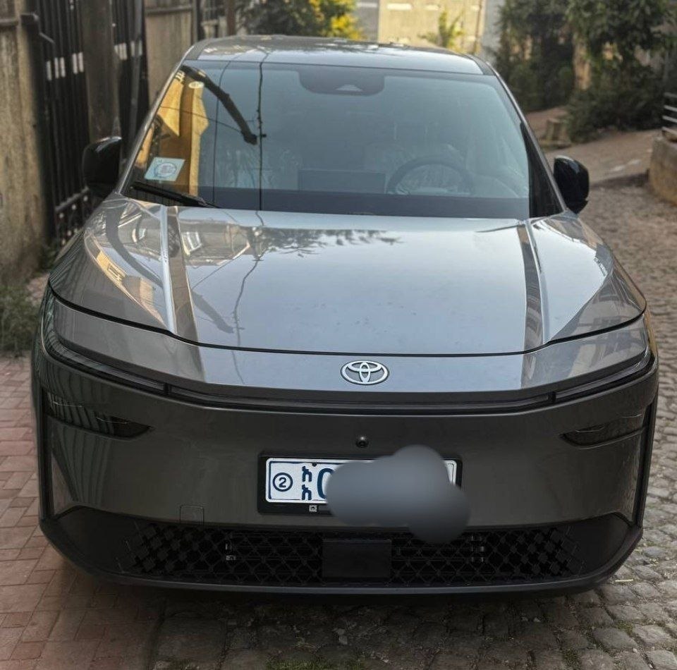 2025 Model-Toyota Bz3x Max