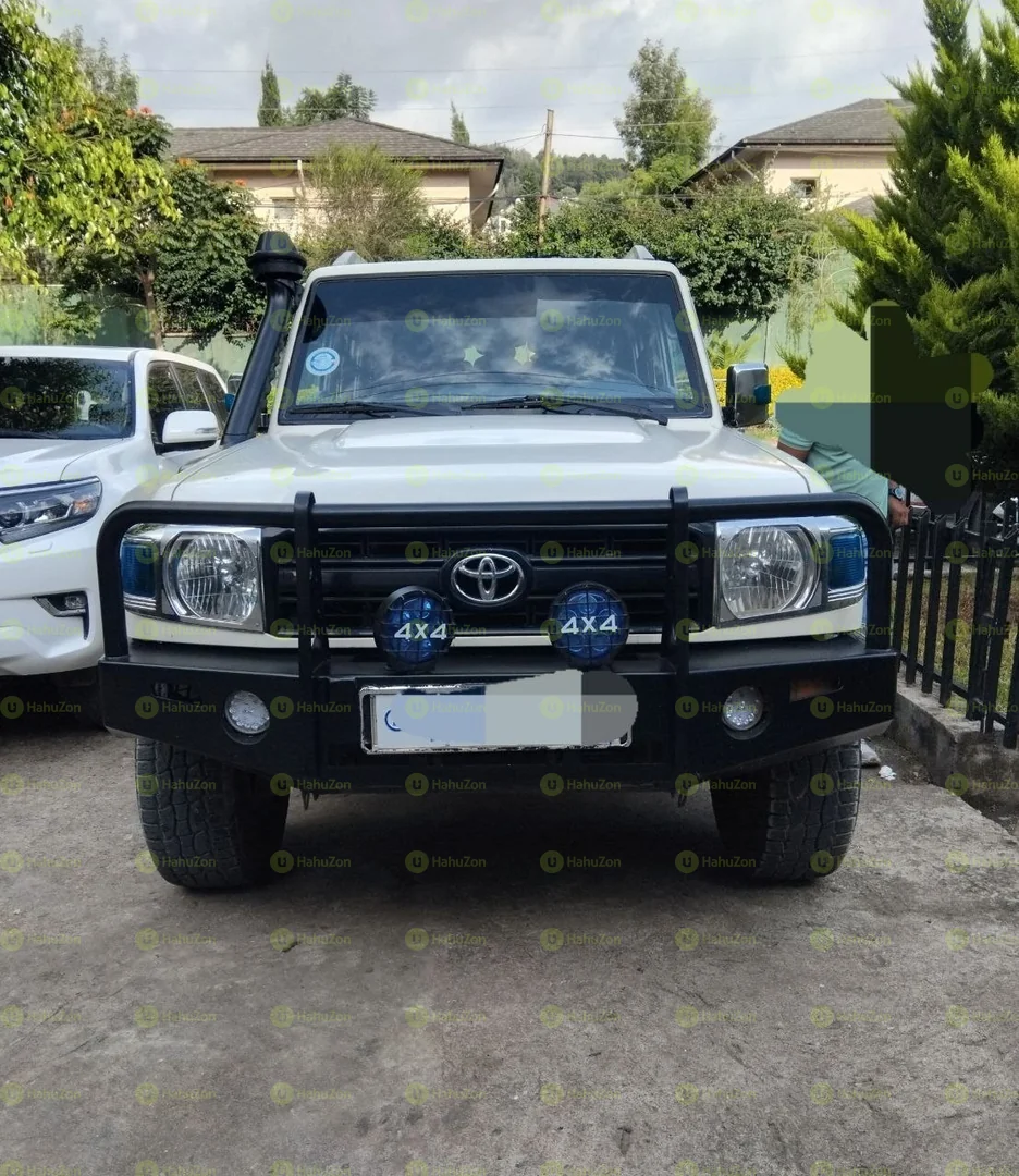2018 Model-Toyota Double Cab Mark II