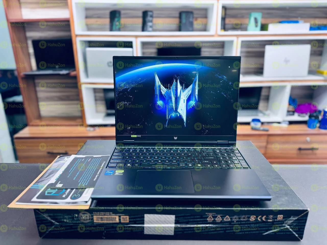 Acer Predator PHN16 Core i9 14th Generation Gaming Laptop