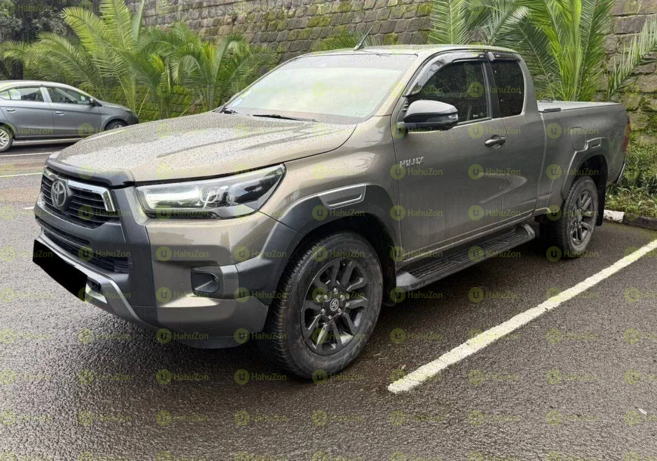 2021 Model-Toyota Invincible King Cab