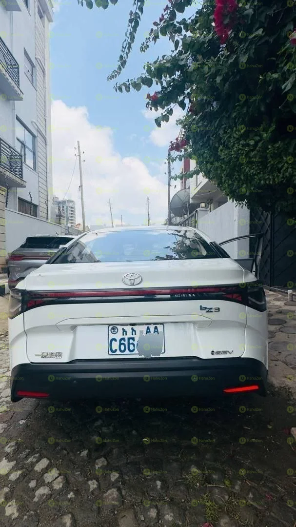 2024 Model-Totota BZ3 EV