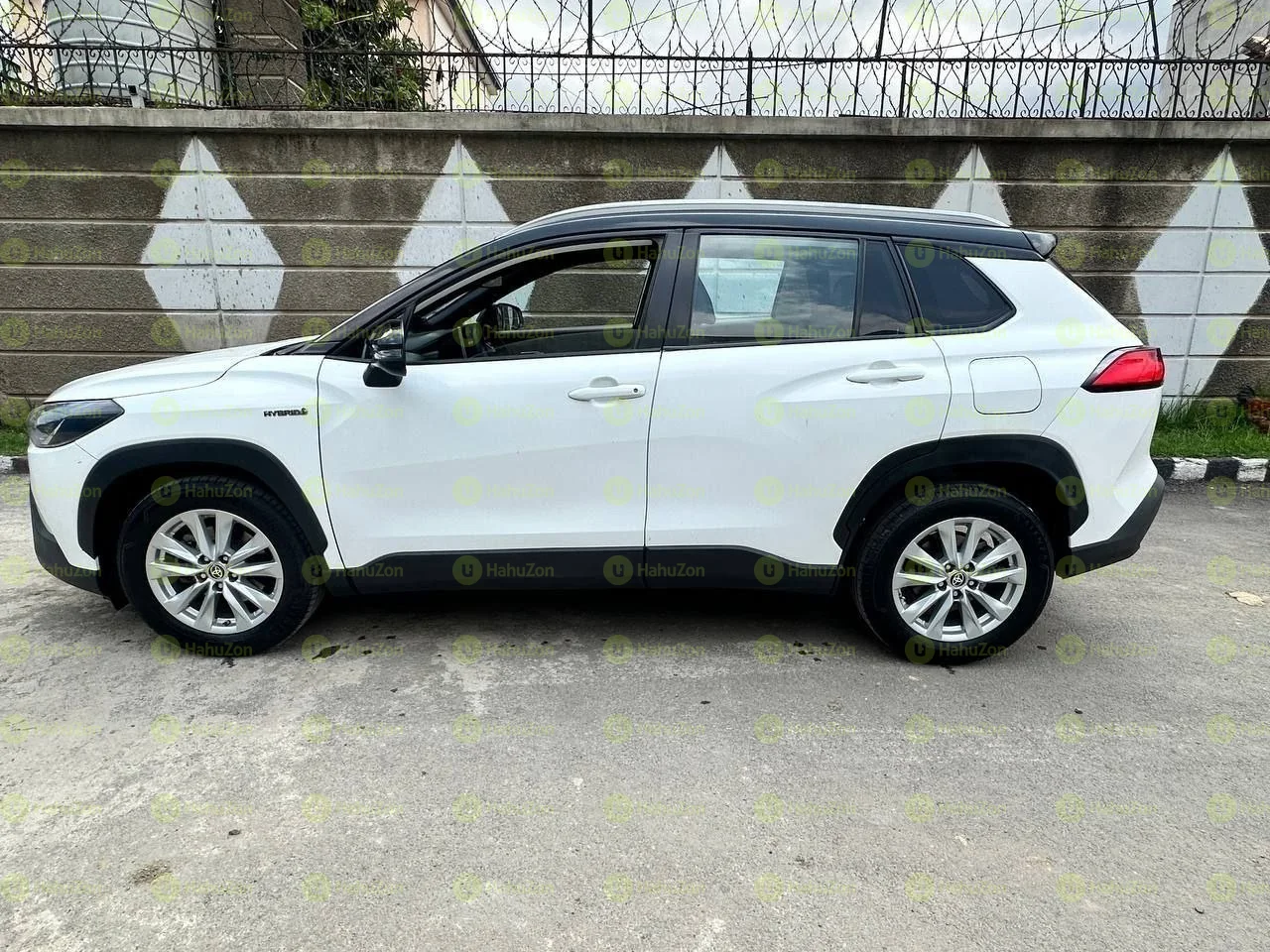 2023 Model-Toyota Corolla Cross Hybrid
