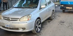 2005 Model-Toyota Platz