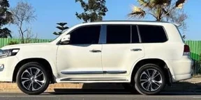 2021 Model-Toyota Landcruisre V8 VXR