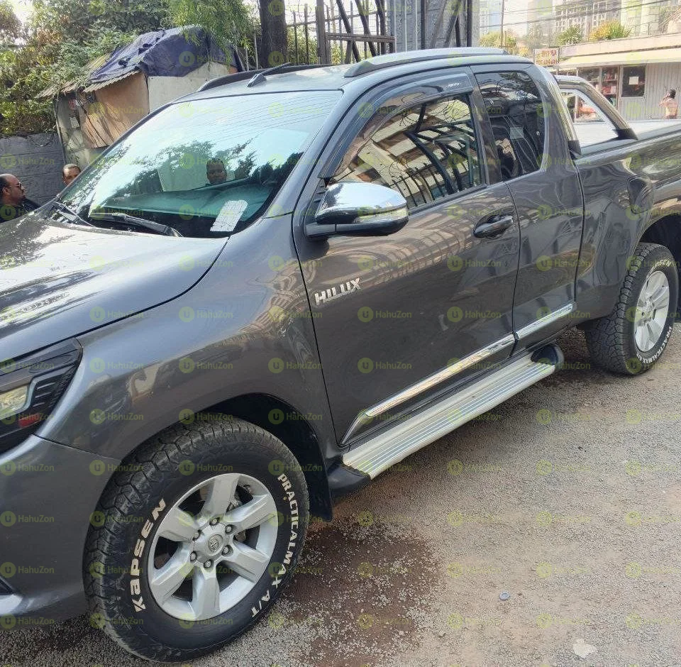 2017 Model-Toyota Rivo Hilux Kin Cab
