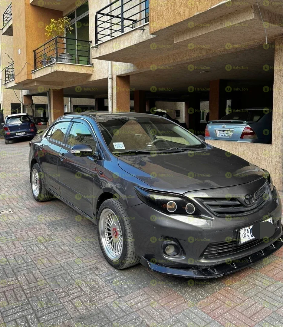 2012 Model-Toyota Corolla