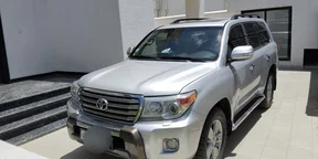 2015 Model-Toyota Land Cruiser VX