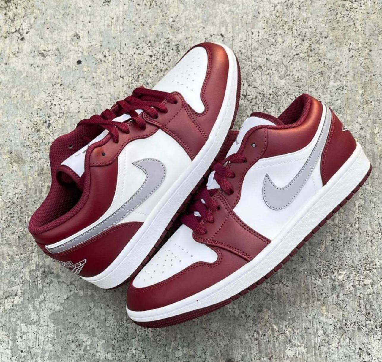 Jordan 1 Low Men's Shoes