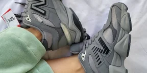 New Balance 9060 Women's Shoes