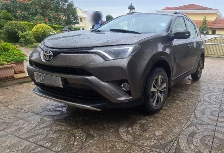 2017 Model-Toyota Rav 4