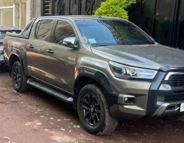 2021 Model-Toyota Hilux Invincible