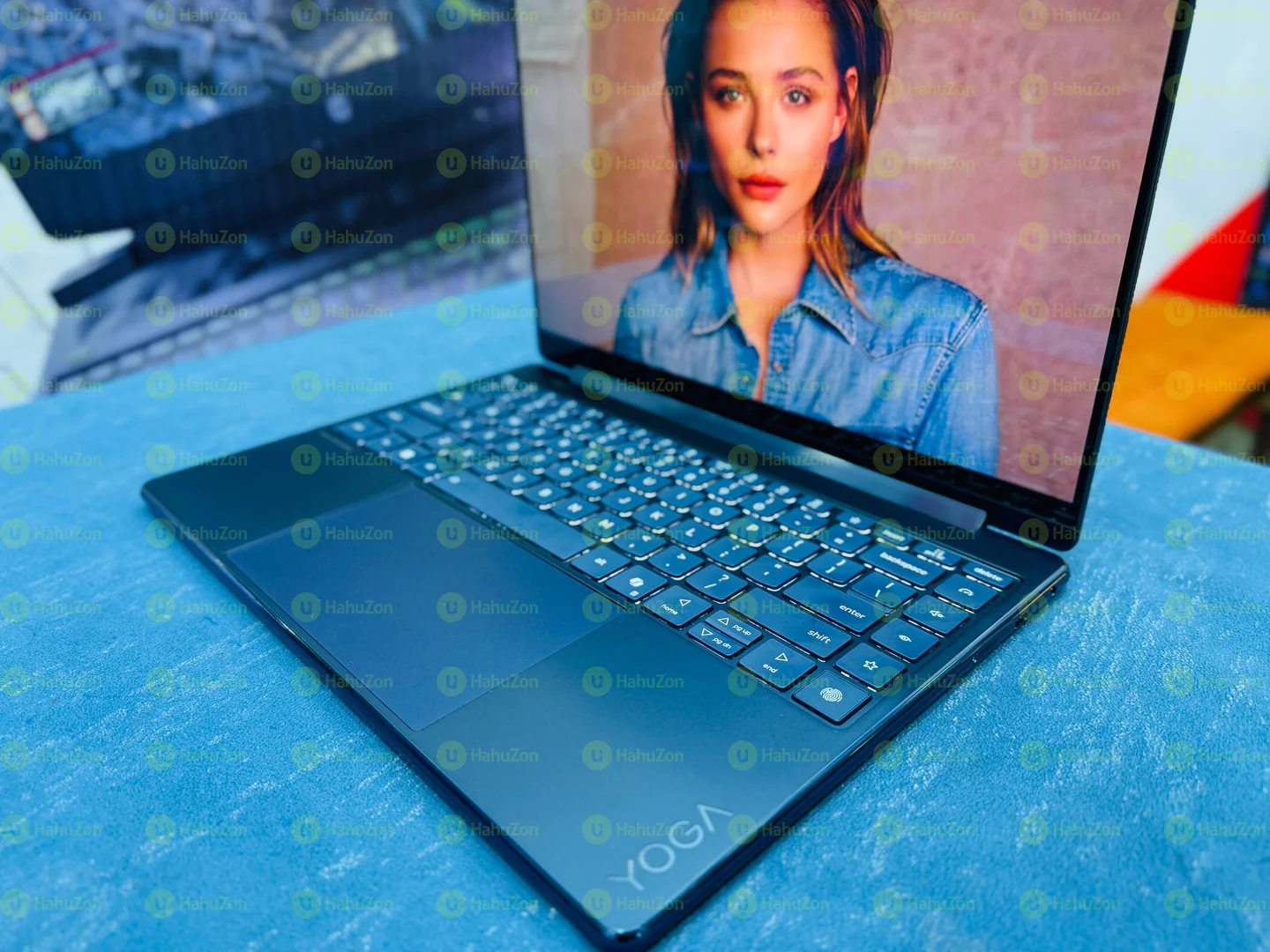 Lenovo Yoga 9 Core i7 15th Generation Lapptop