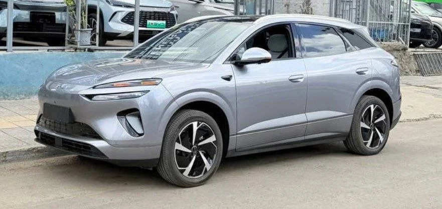 2025 Model-BYD Sealion 06