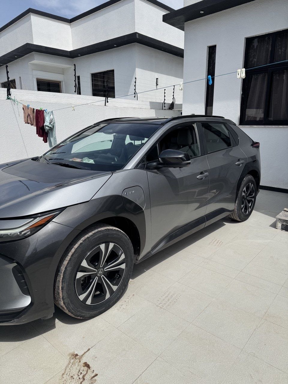 2025 Model-Toyota BZ4X (2WD)