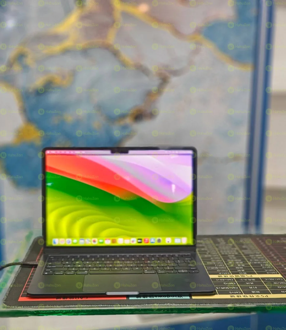 MacBook Air M2