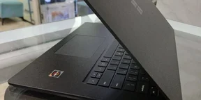 Microsoft Surface AMD Ryzen 7 Laptop
