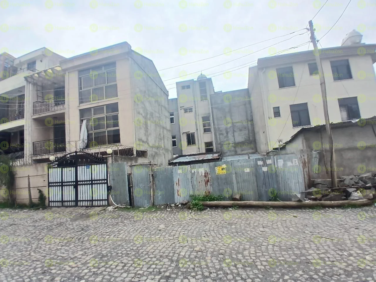 105 ካሬ የሚሸጥ ቤት በአያት