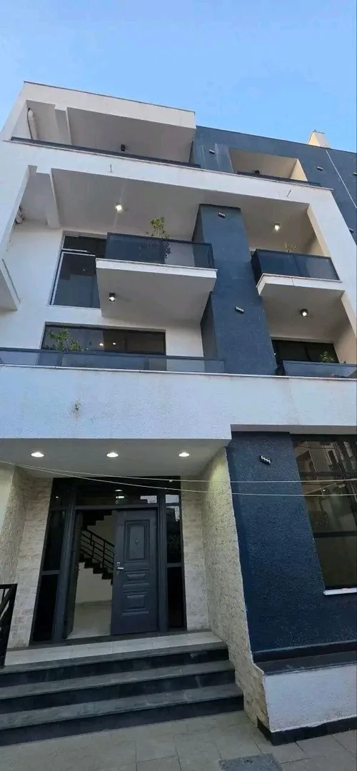 250 ካሬ የሚሸጥ G+3 ቤት በአያት