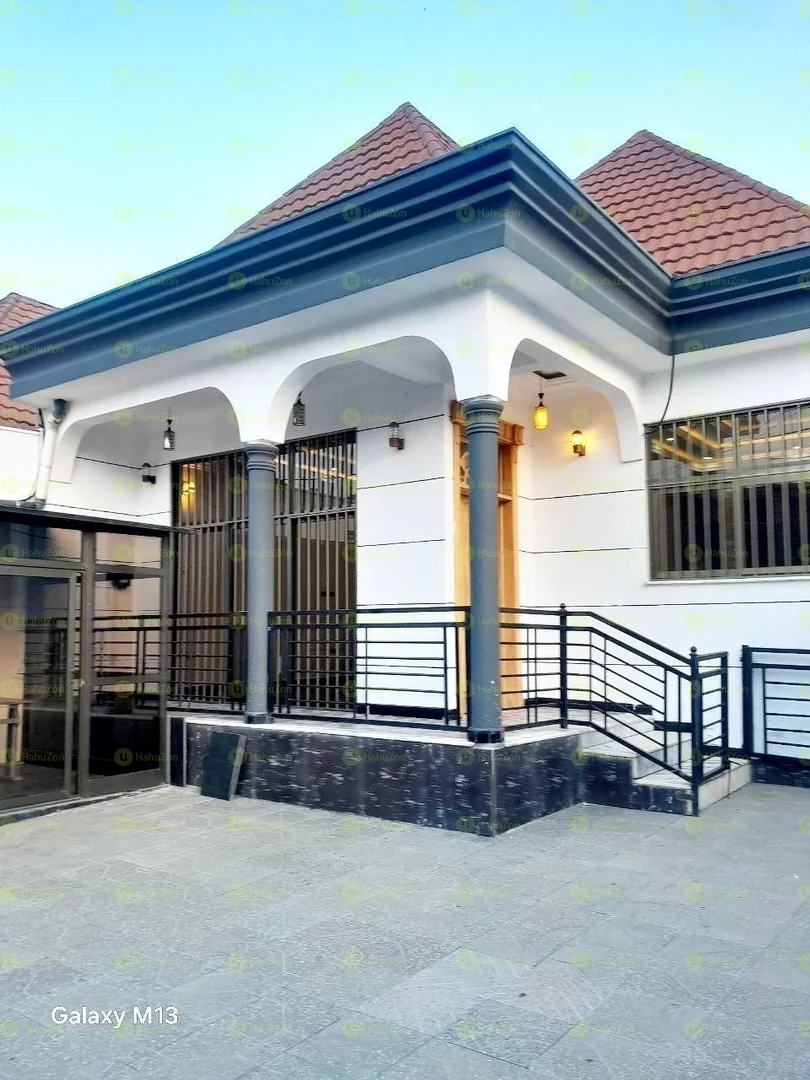 250 ካሬ የሚሸጥ ቤት በአያት