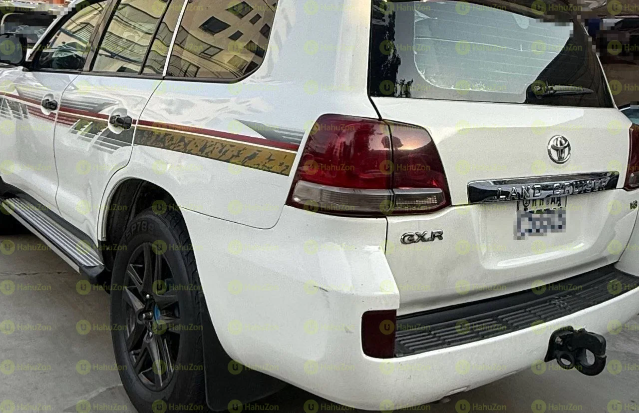 2013 Model-Toyota Landcruiser GX-R