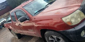 2006 Model-Toyota Tacoma