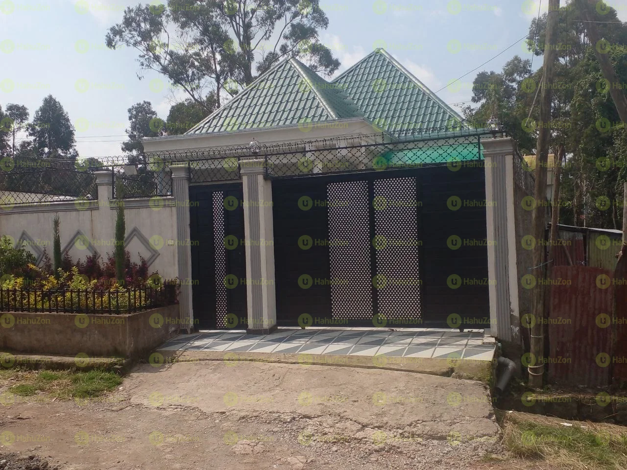 250 ካሬ የሚሸጥ ቤት በአያት