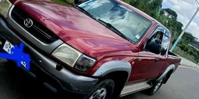 2002 Model-Toyota Hilux Extra-Cab