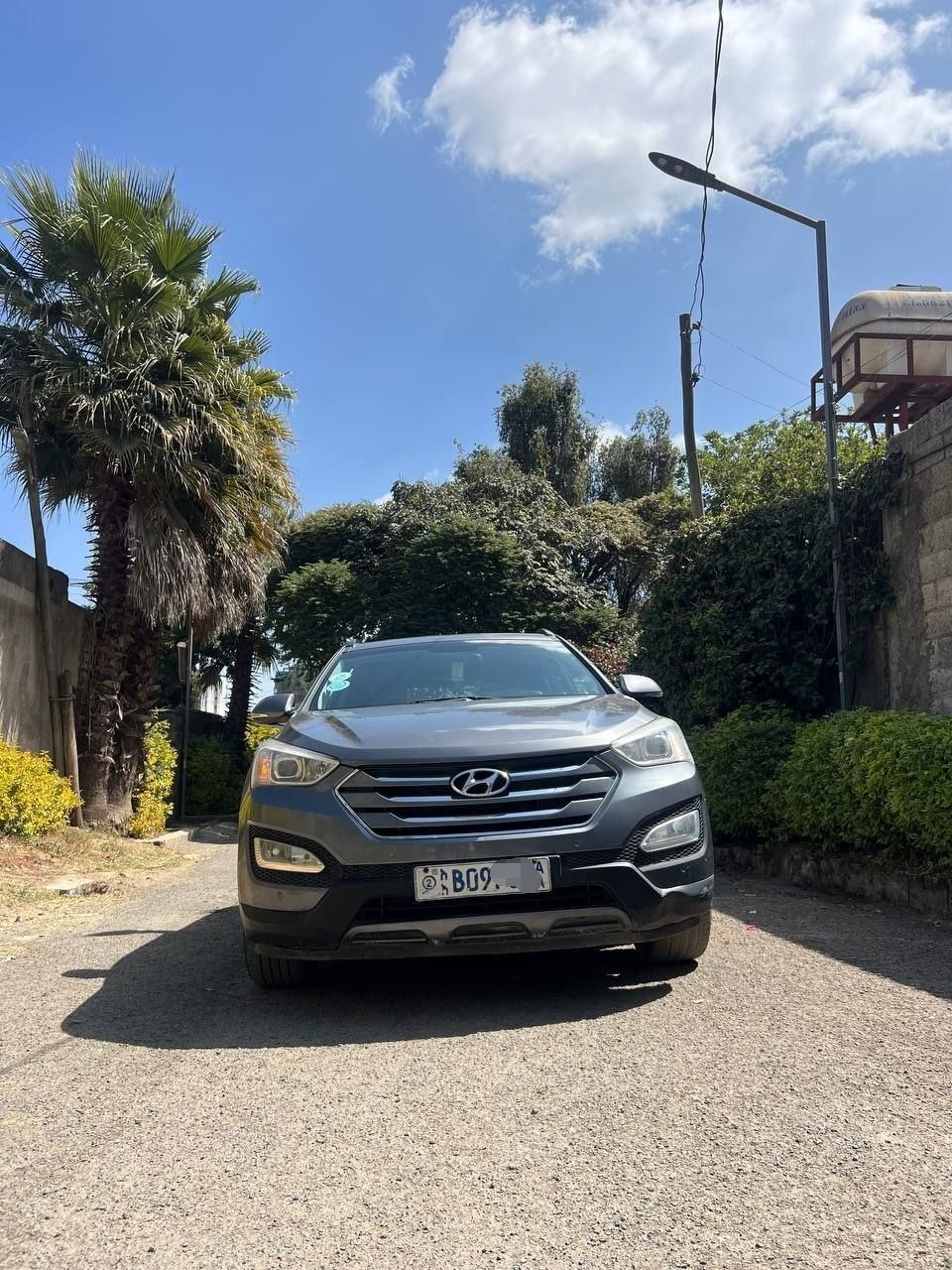 2016 Model-Hyundai Santa Fe