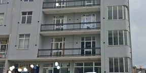 600 ካሬ የሚሸጥ G+4 ቤት በአያት