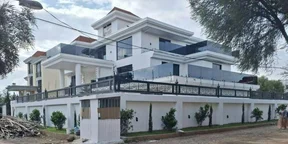 1200 ካሬ የሚሸጥ G+2 ቤት በሰሚት
