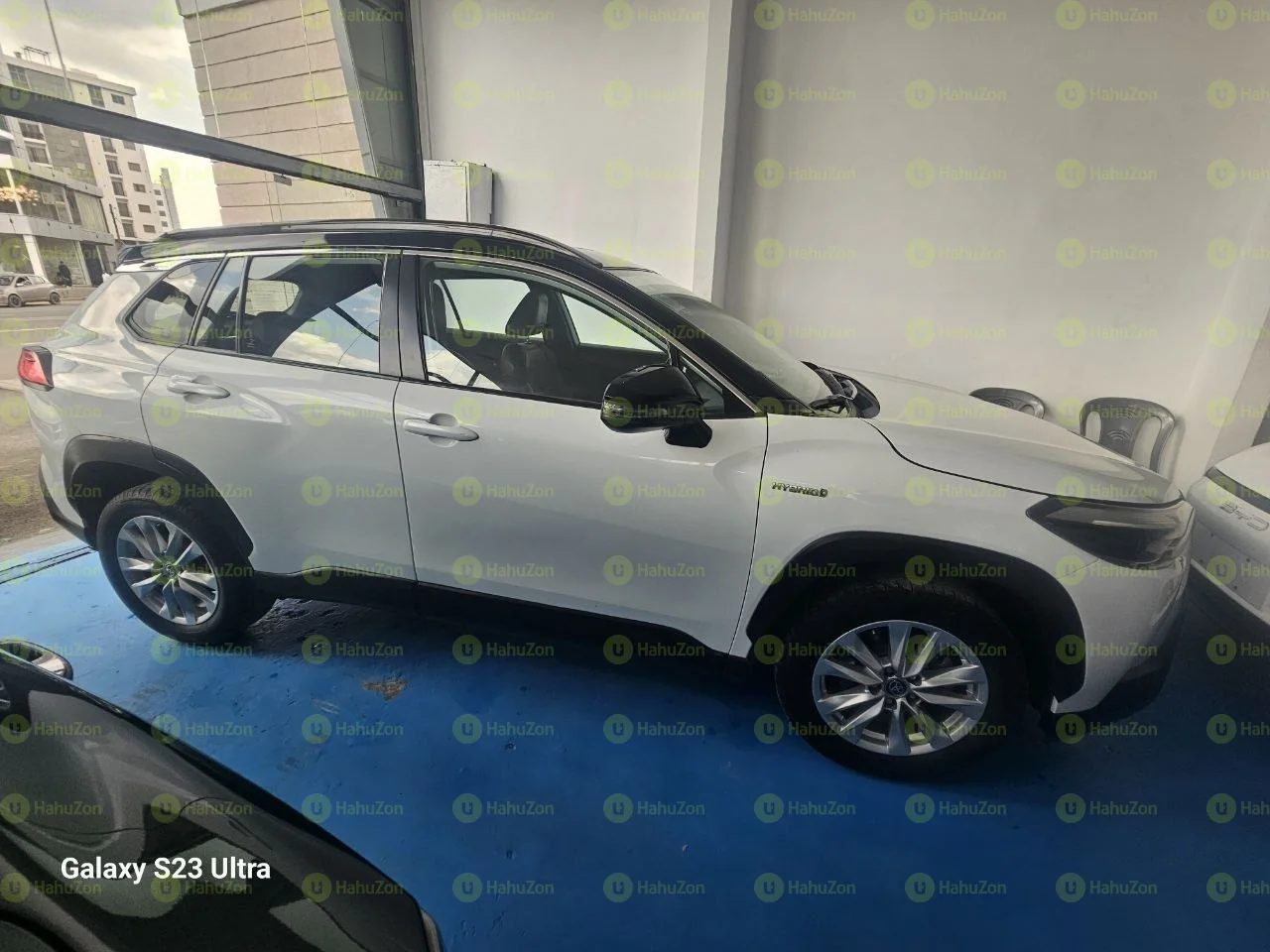 2023 Model-Toyota Corolla Cross Hybrid