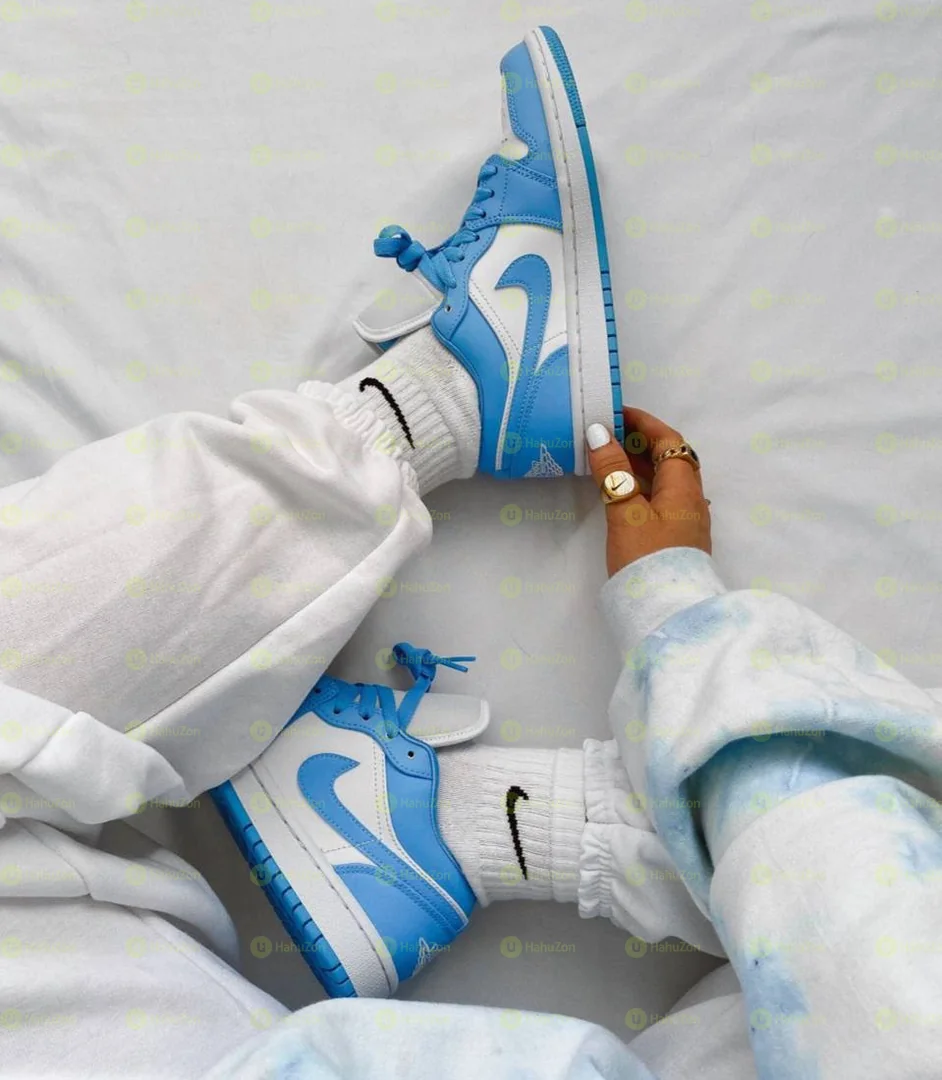 Jordan 1 Low Unc Women's Shoes