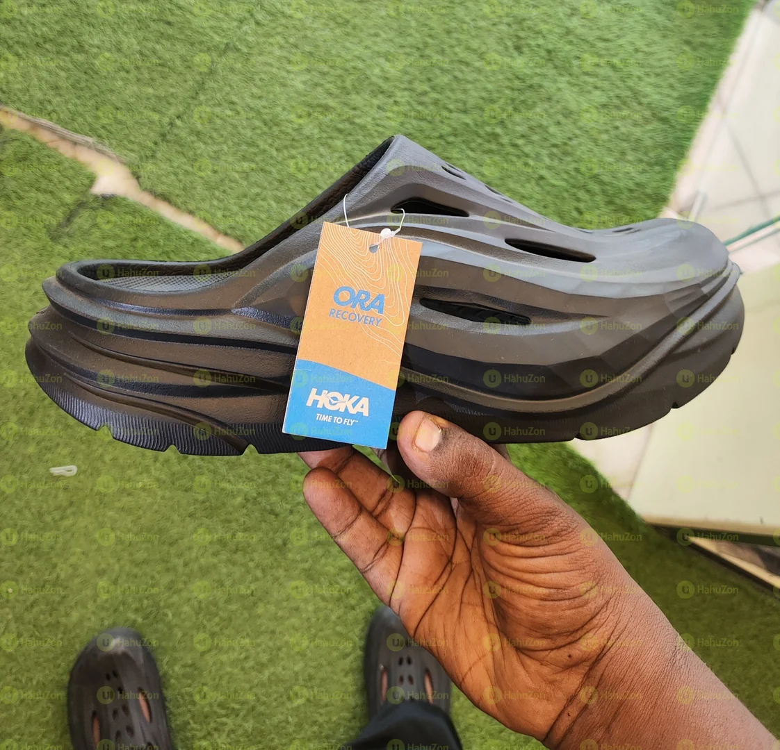 Hoka Slipper
