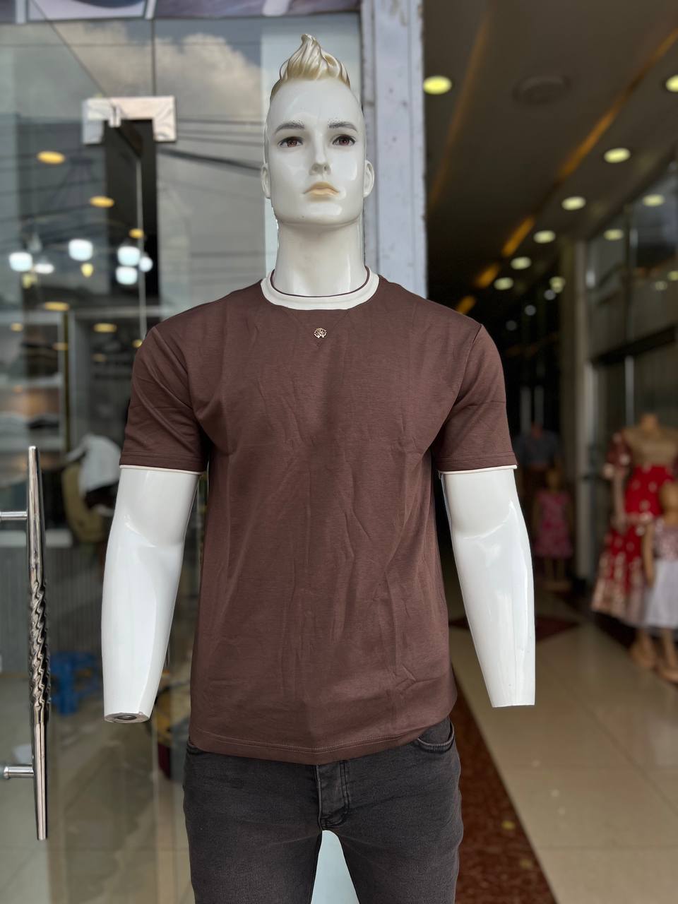 O T-shirt
