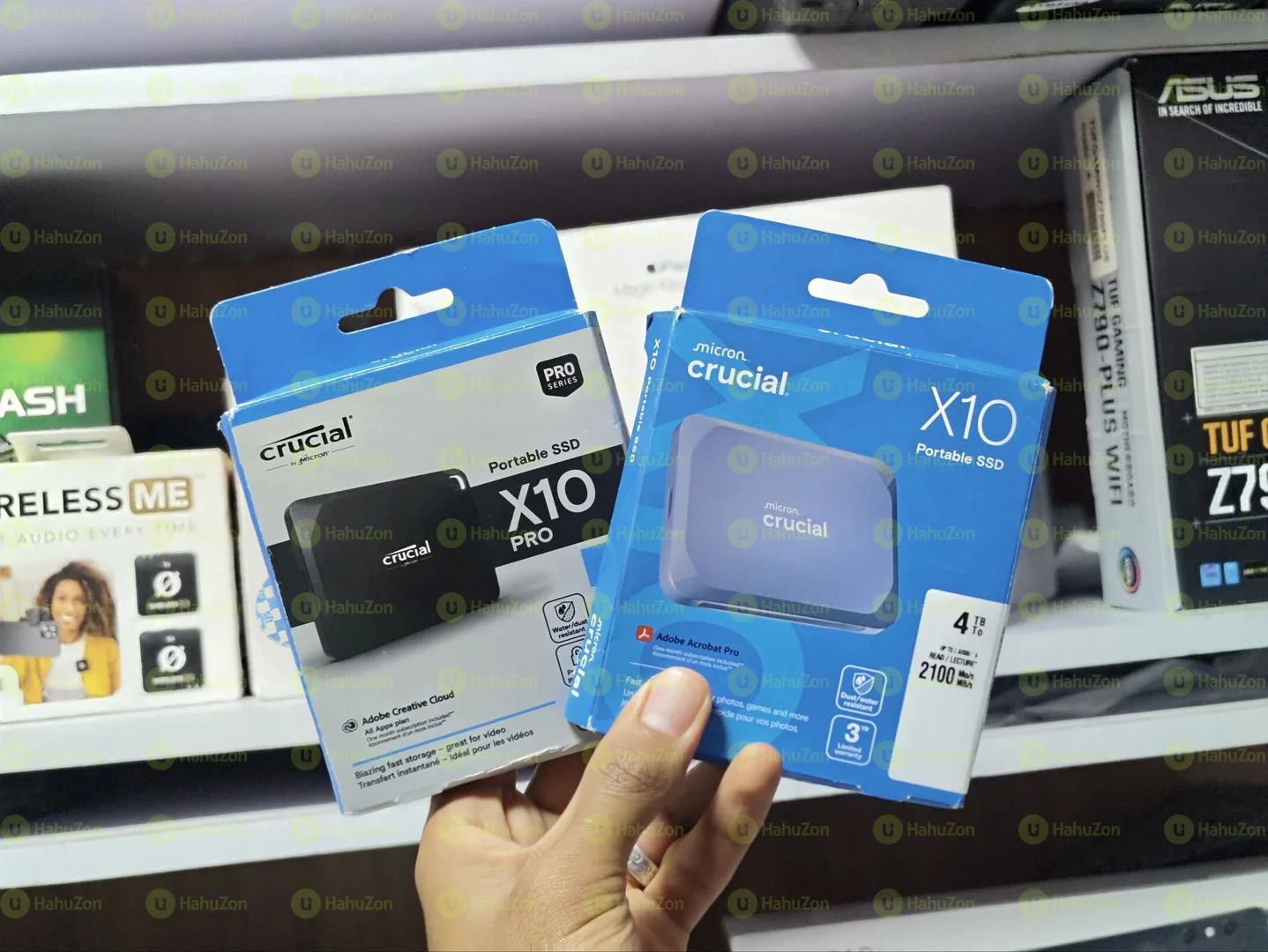 Crucial - X10 Pro 4TB USB-C  Portable SSD