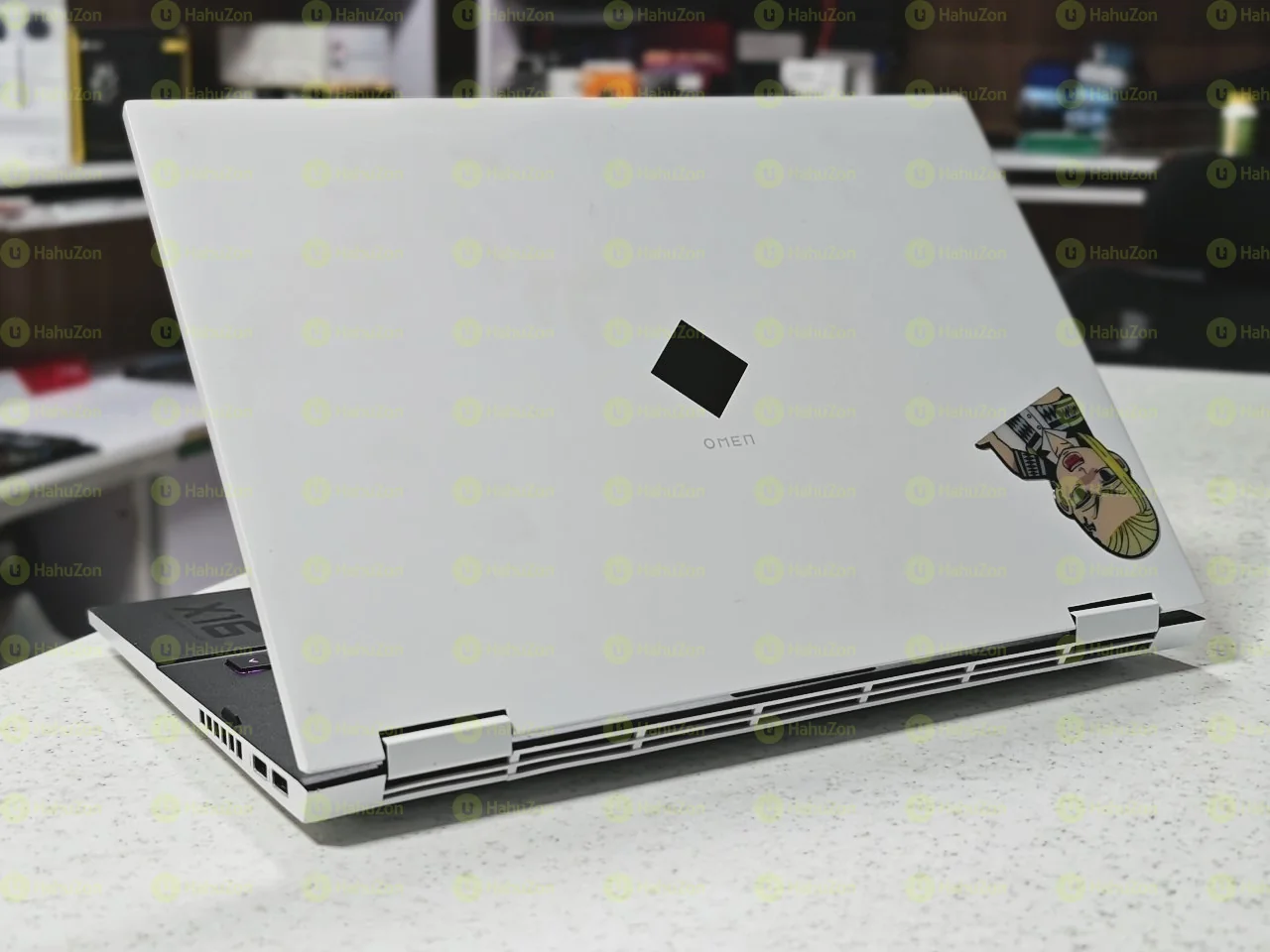 HP Omen Intel Core i7-11800H Laptop