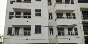 375 ካሬ የሚሸጥ B+G+5 አፓርትመንት በሰሚት